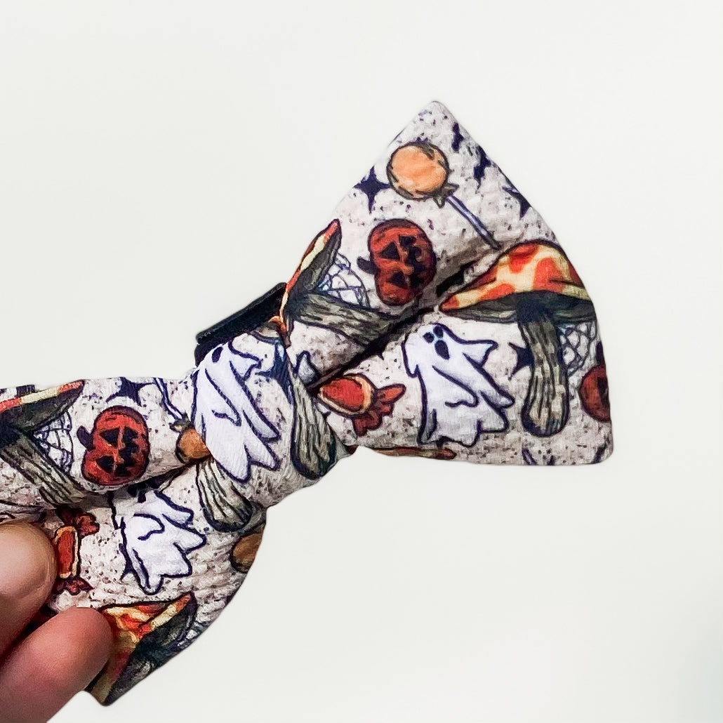 Spooky-core Halloween dog bow ghosts and mushrooms accessory