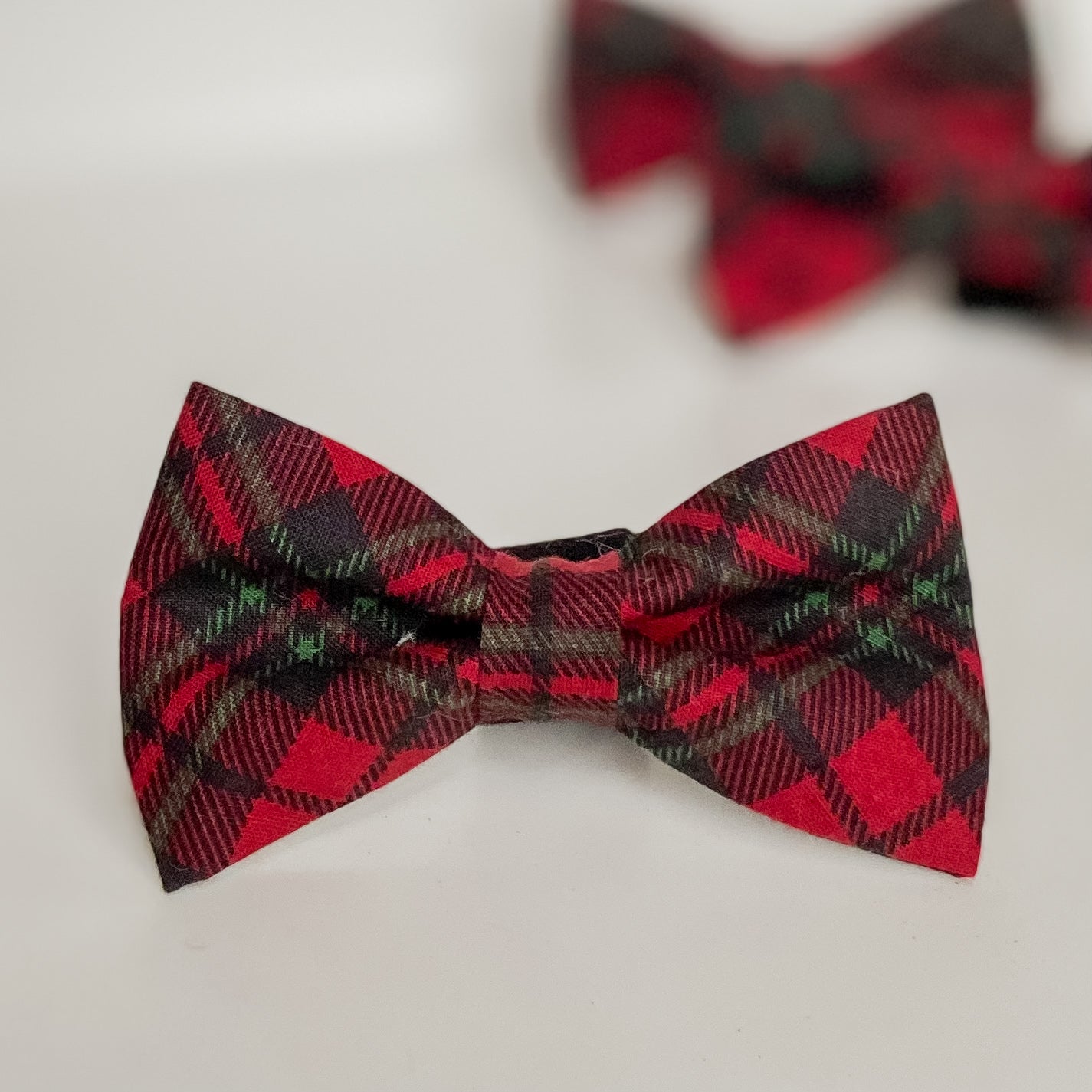 Christmas plaid red and green dog bow tie pet accessory
