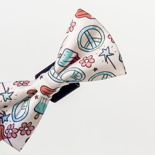Summer dog bow Peace and Liberty pet accessory