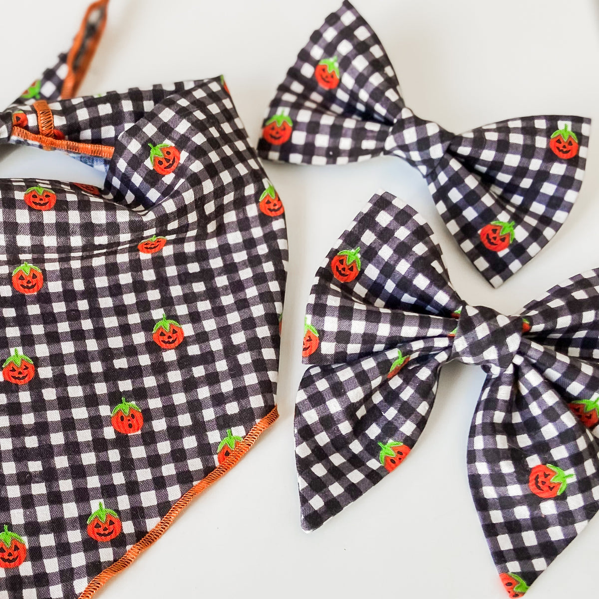 Jolly jack-o-lanterns Halloween deluxe sailor dog bow accessory
