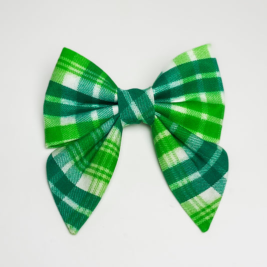 Green plaid St Patrick’s day dog deluxe sailor bow accessory