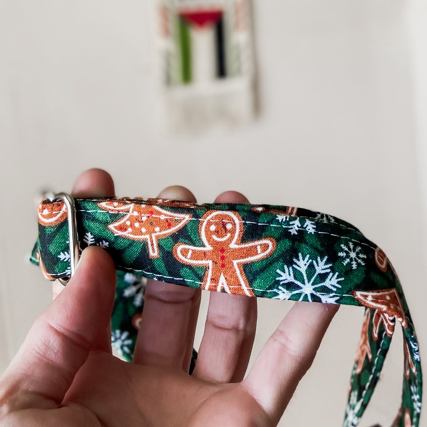 Green gingerbread cookies Christmas dog collar with silver metal buckle