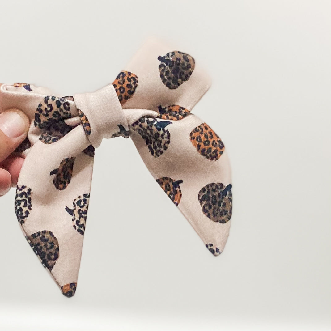 Cheetah pumpkins bold neutral colors dog sailor bow accessory