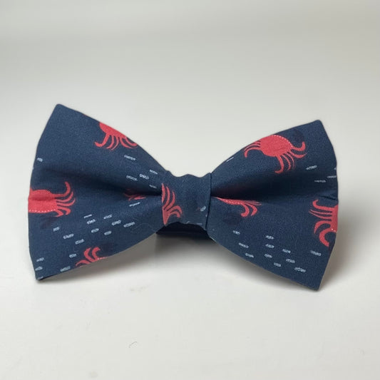 Crabs red and blue beach dog bow accessory