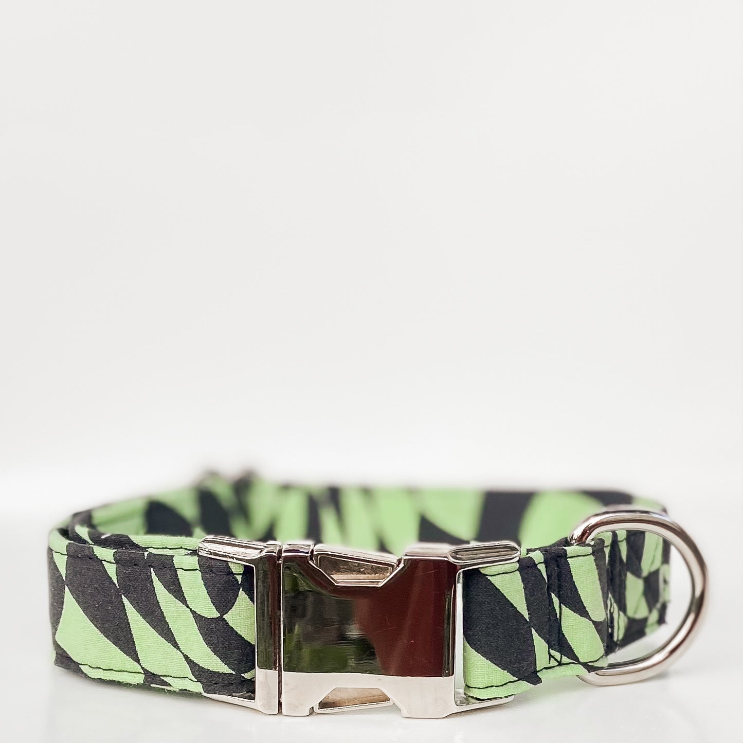 So franken cute green wavy check dog collar