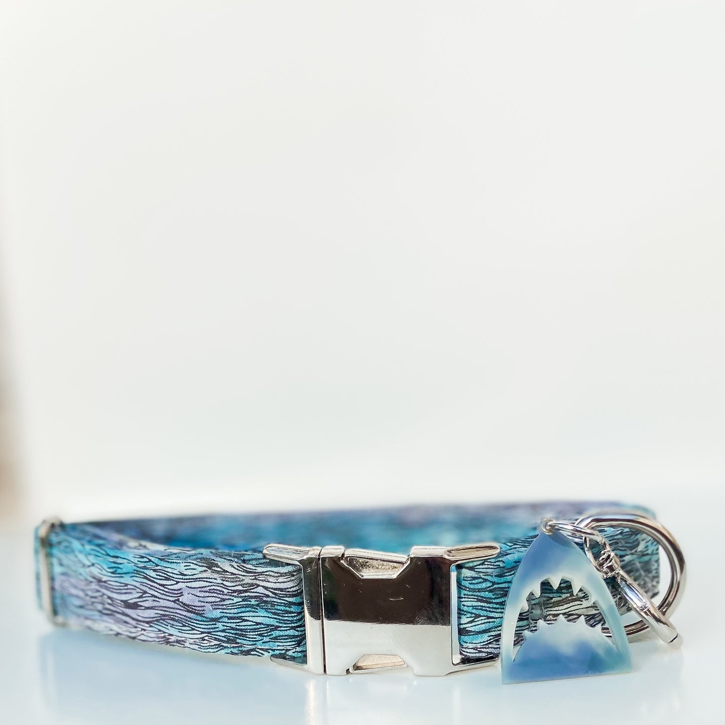 High seas ocean waves scene nature dog collar