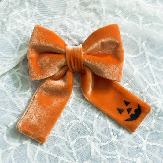Hello pumpkin Halloween dog deluxe sailor bow accessory