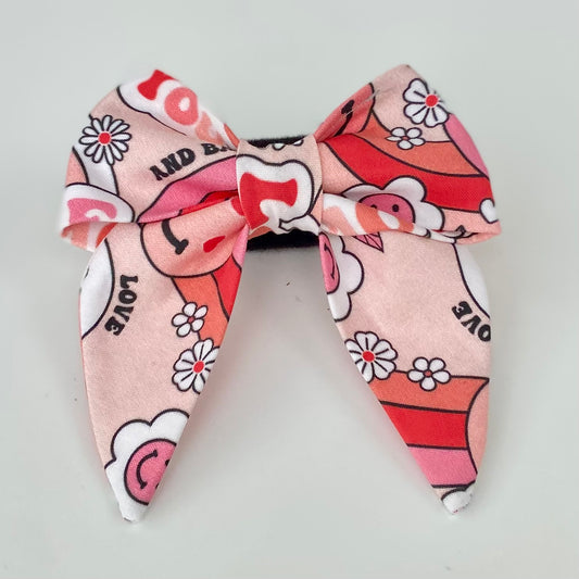 Love smiley rainbow daisy dog sailor bow accessory