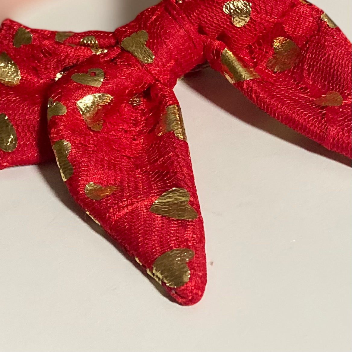 Cupid’s bow red lace and gold hearts valentine sailor dog bow