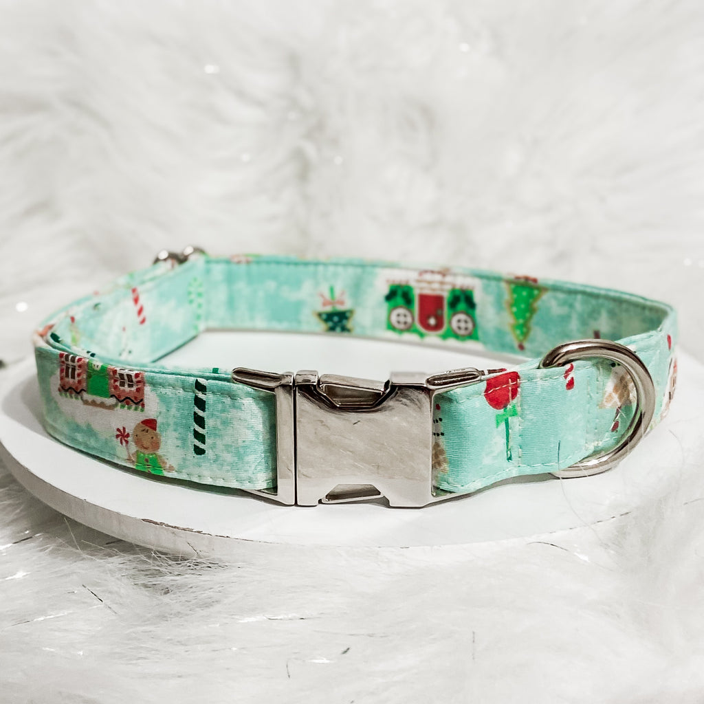 Gingerbread sparkle Christmas dog collar with silver metal buckle