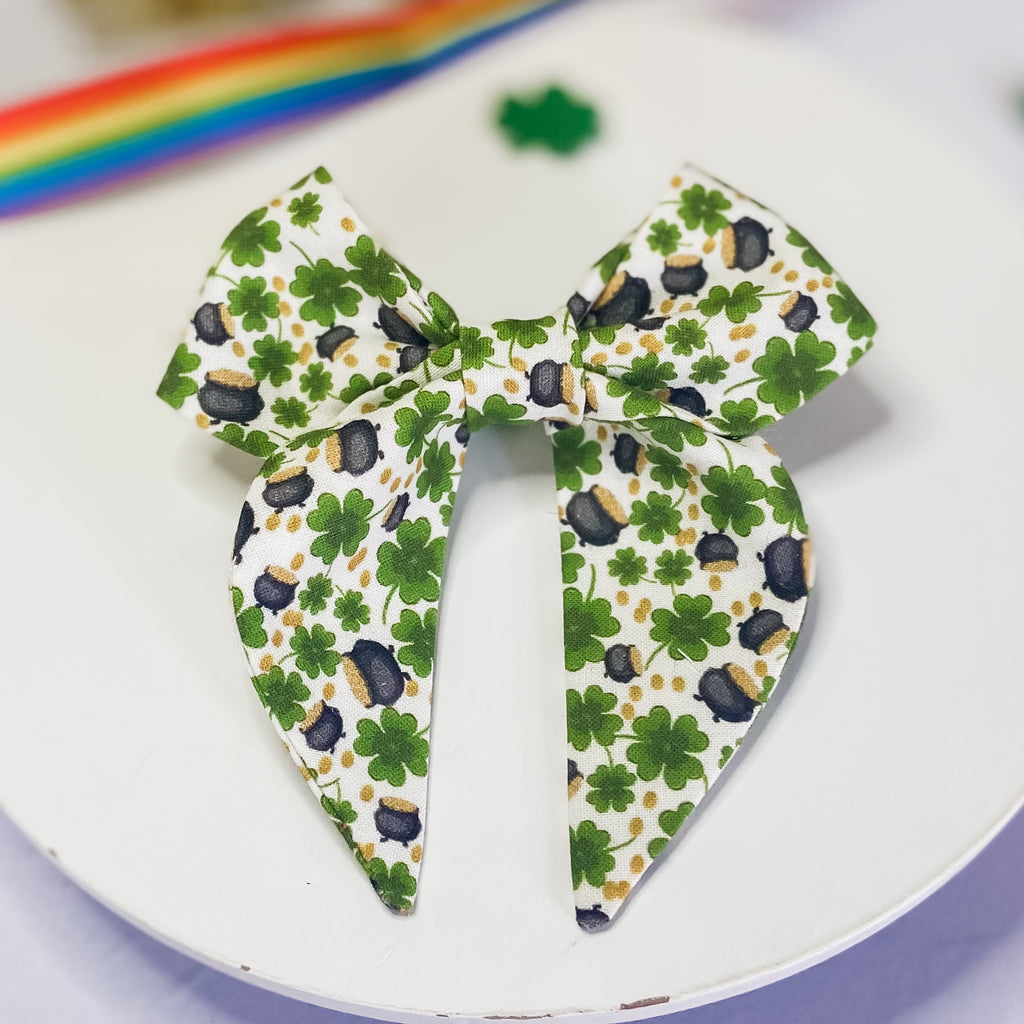 Coins and clovers st patricks day sailor dog bow