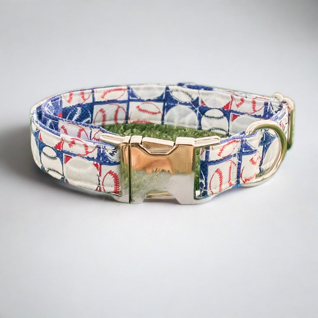 Play ball! dog collar with silver buckle